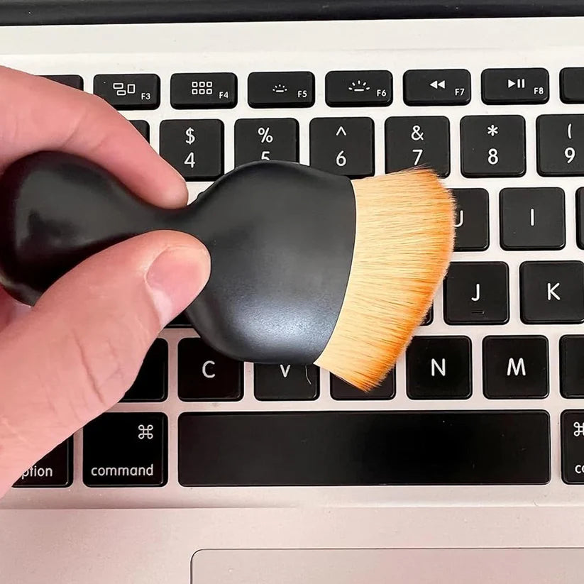 DUST REMOVAL AND CLEANING ARTIFACT BRUSH