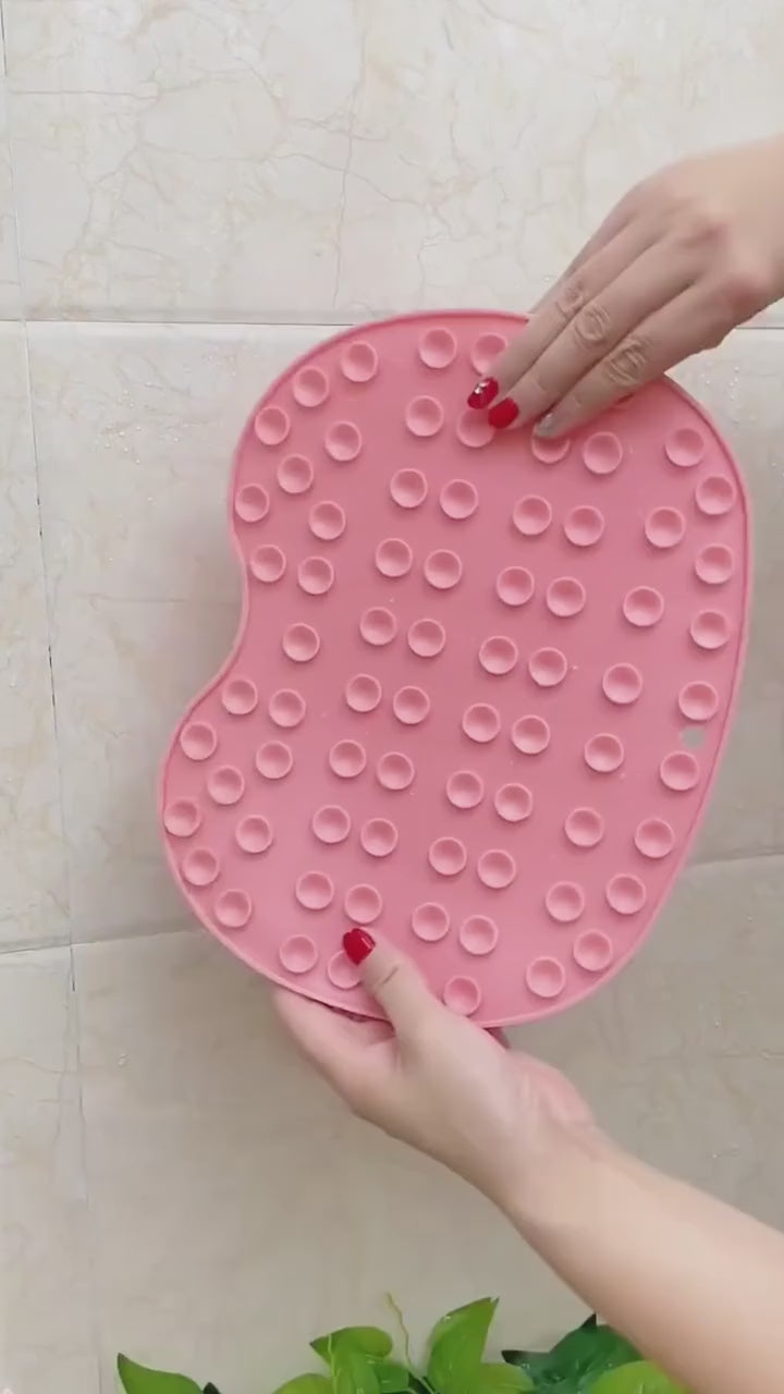 SHOWER FOOT SCUBBER